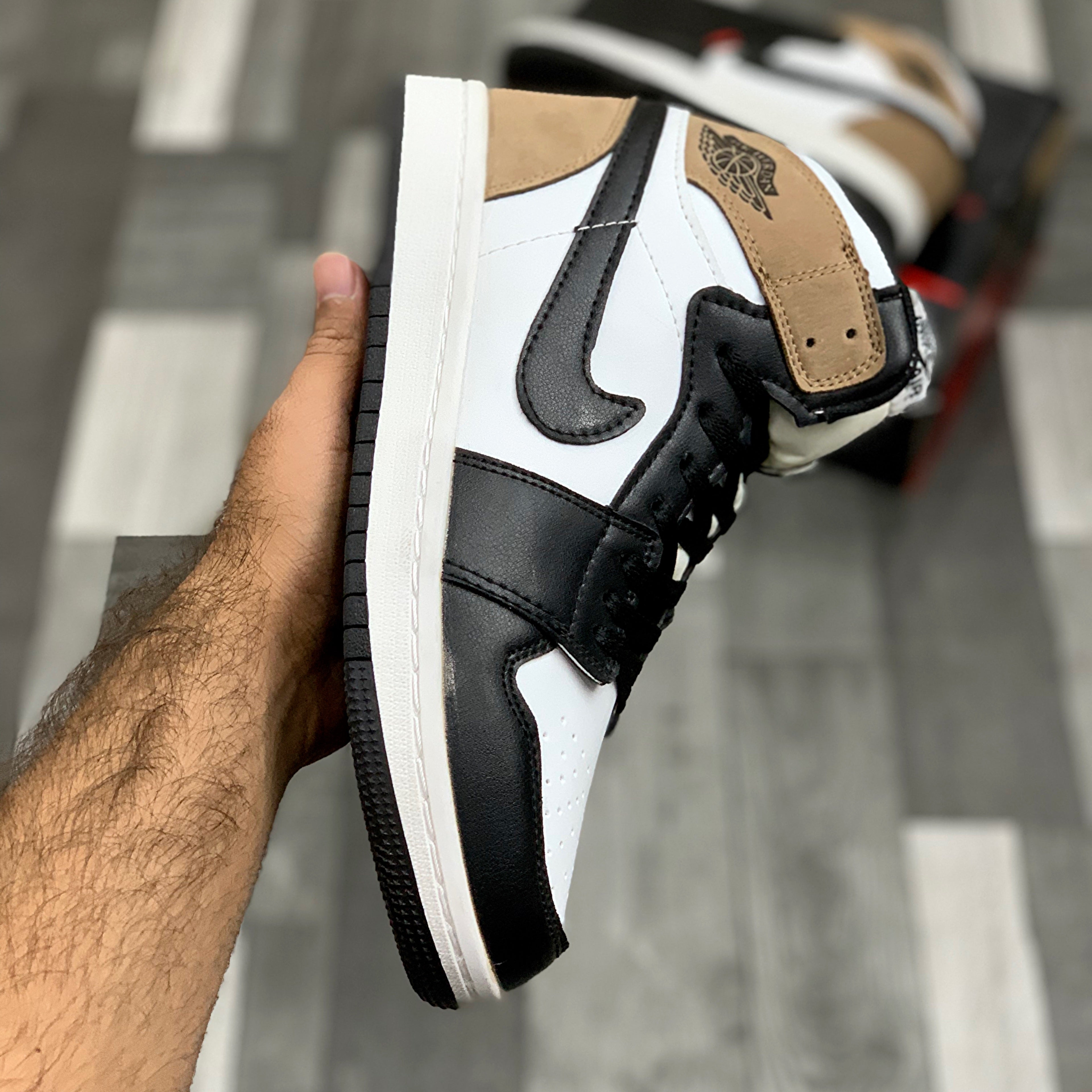 AJ-1 hightops (Dark Mocha)