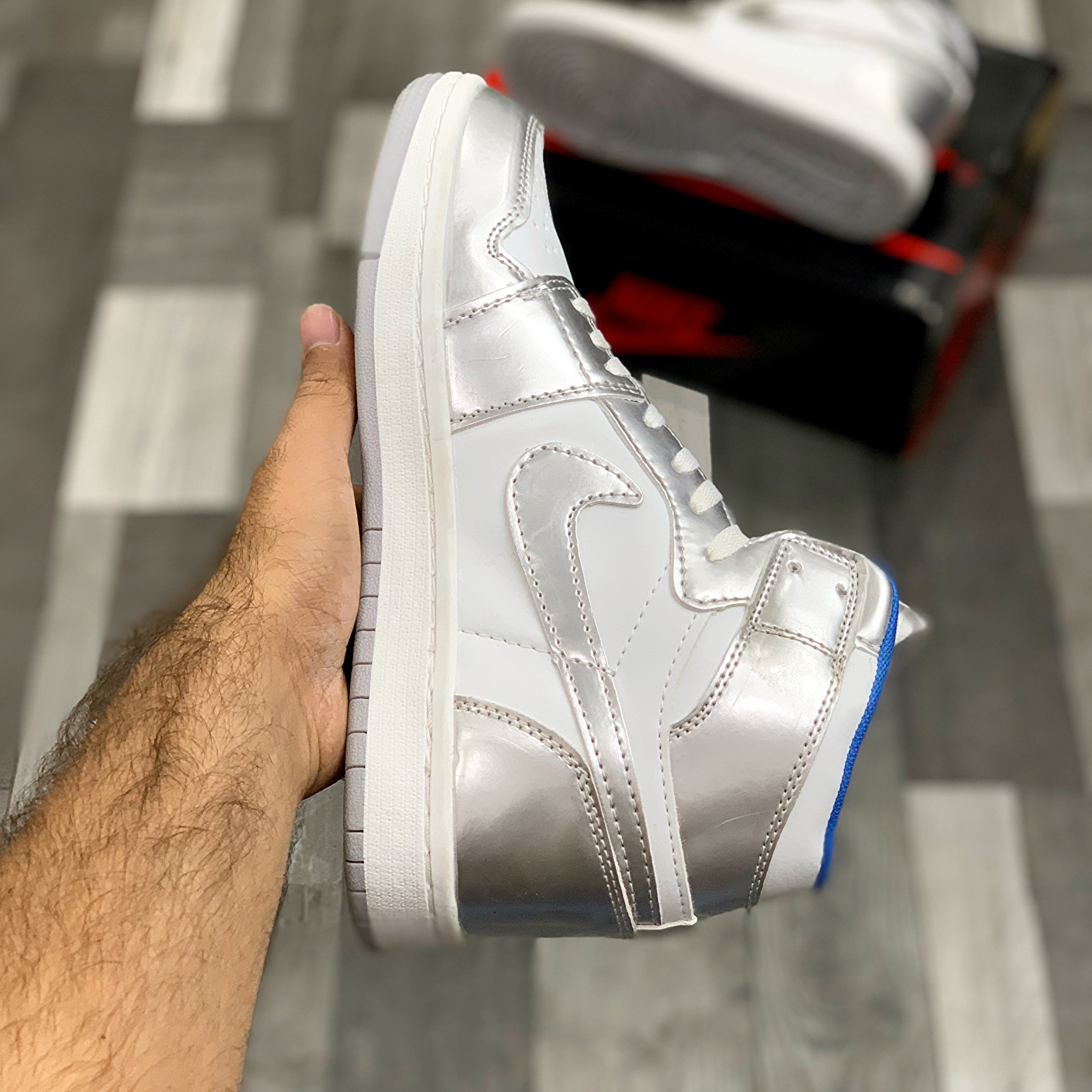 AJ-1 hightops (Metallic Silver)