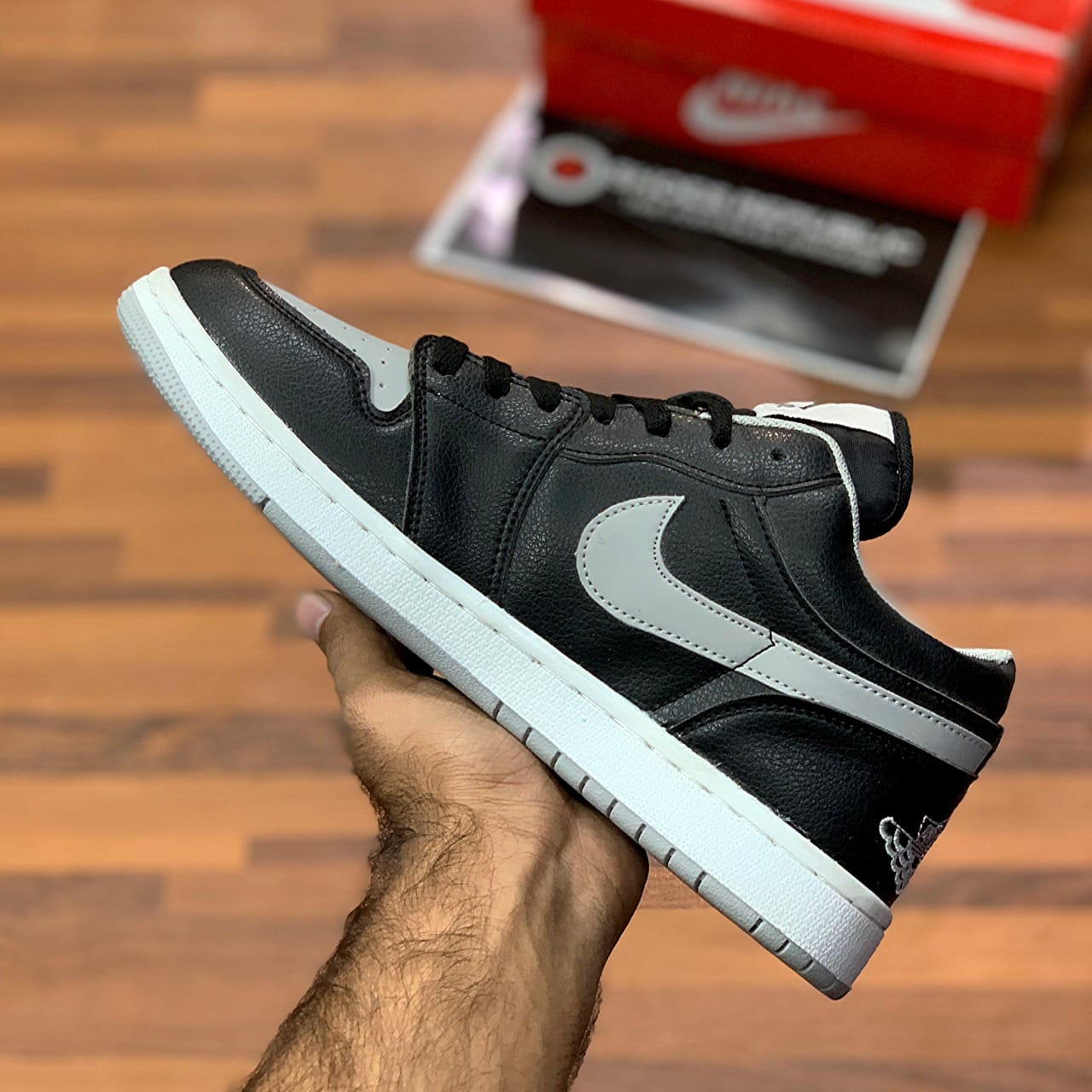 AJ-1 Low Shadow 2.0 - ShoesRepublic