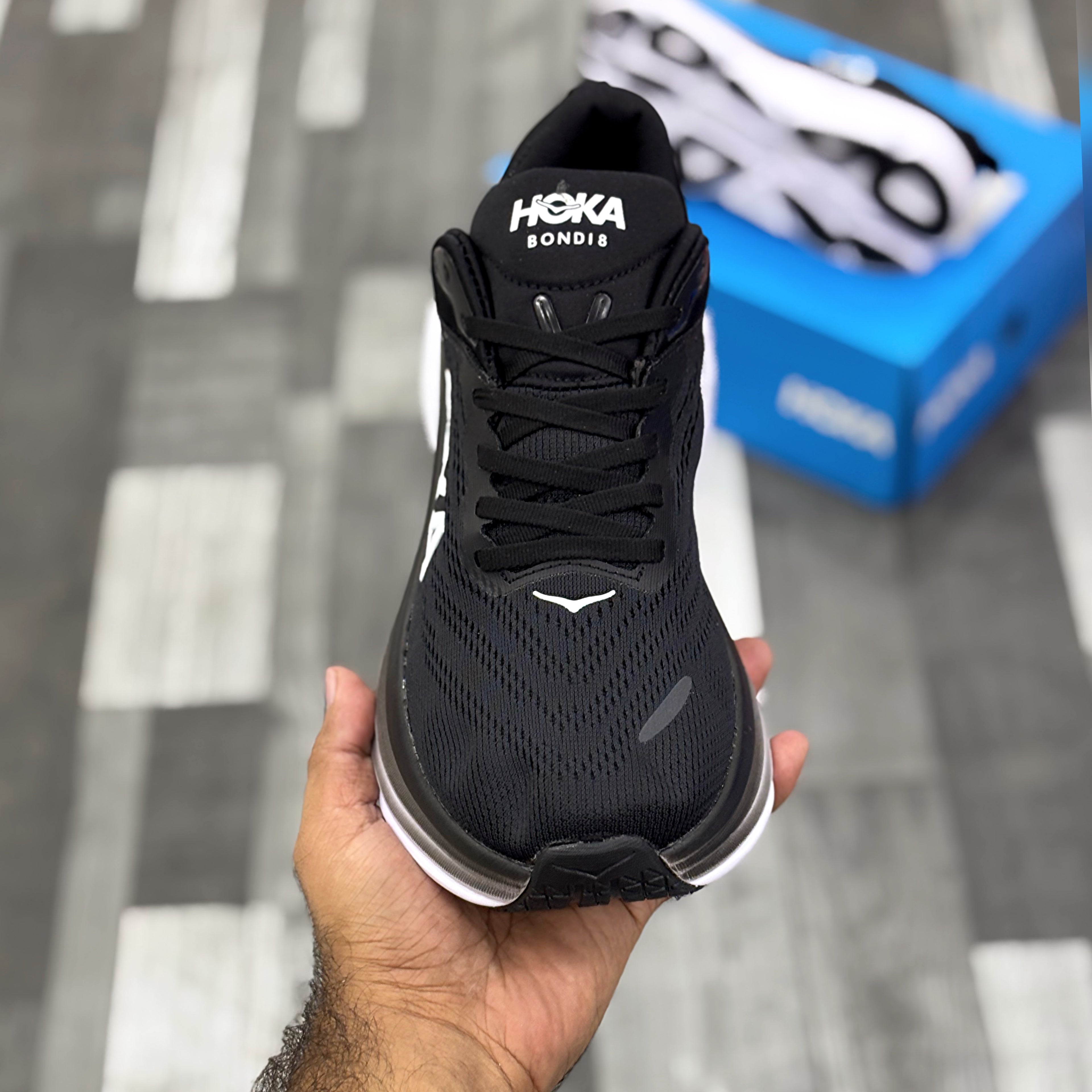 Hoka Bondi 8 (Black White)