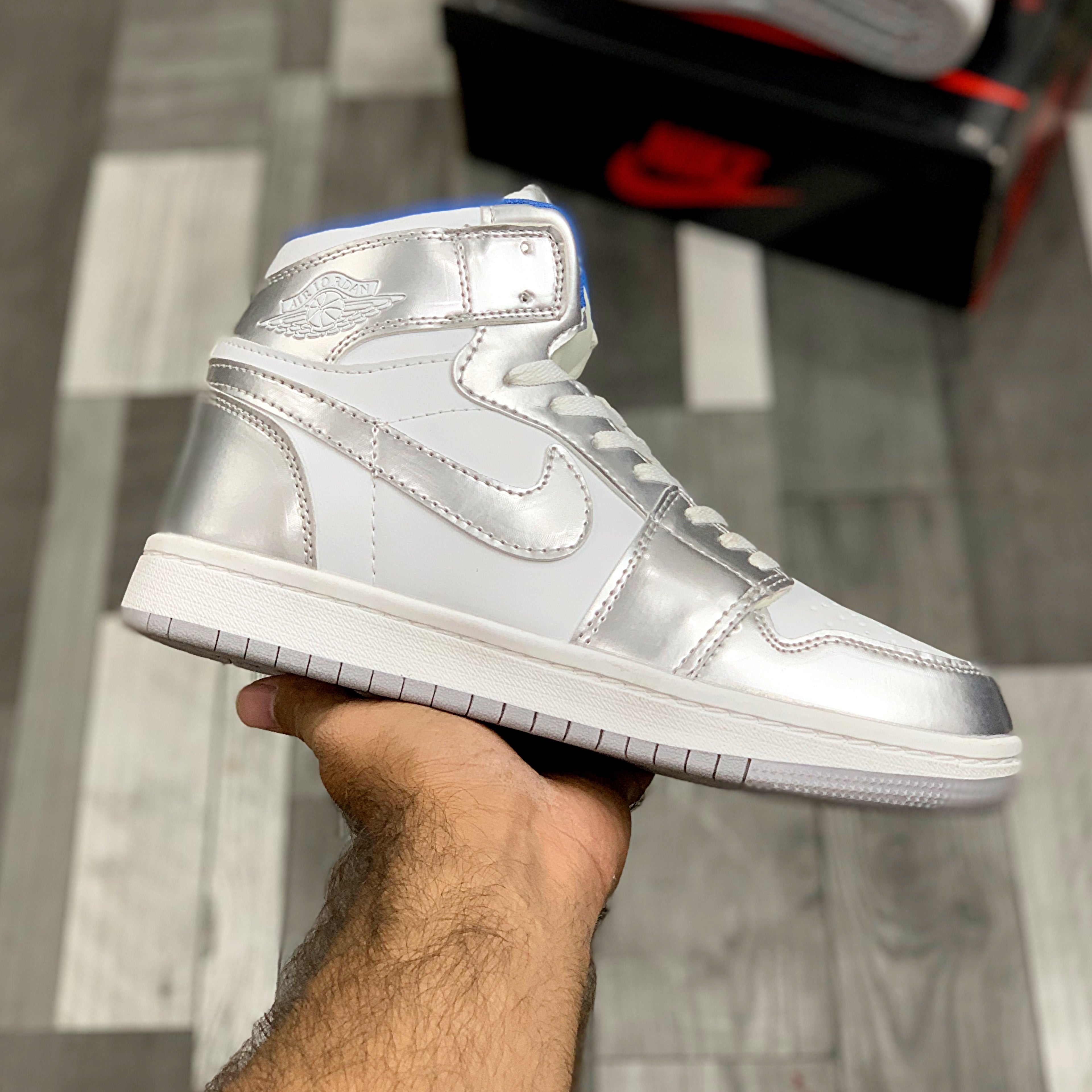 AJ-1 hightops (Metallic Silver)