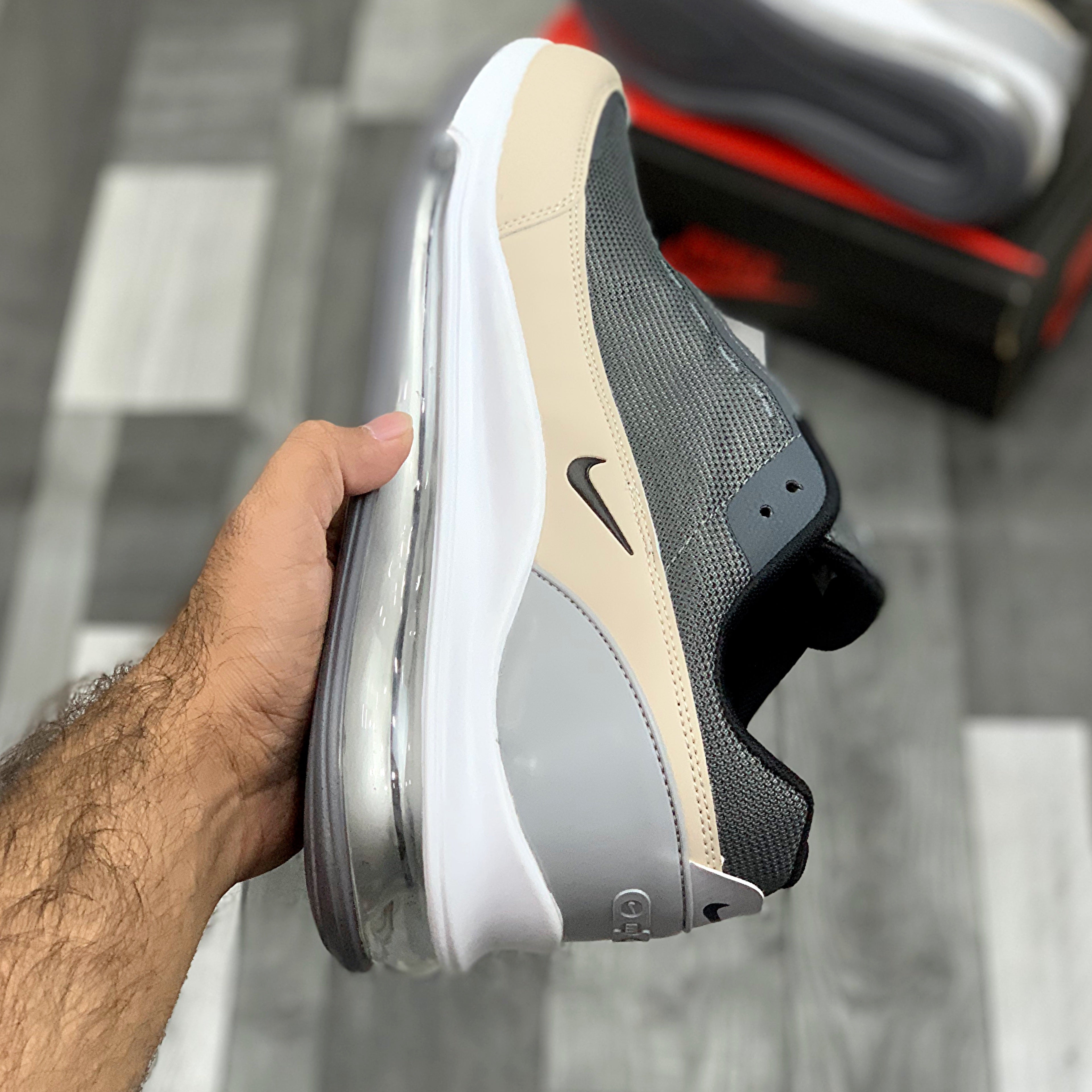 Air Max (Charcoal Brown)