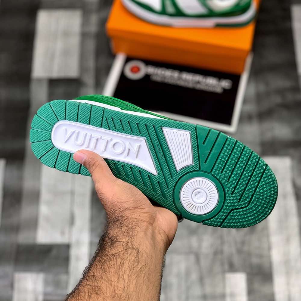 Lo-Vi Trainers Green | Fresh & Fashionable Look - ShoesRepublic