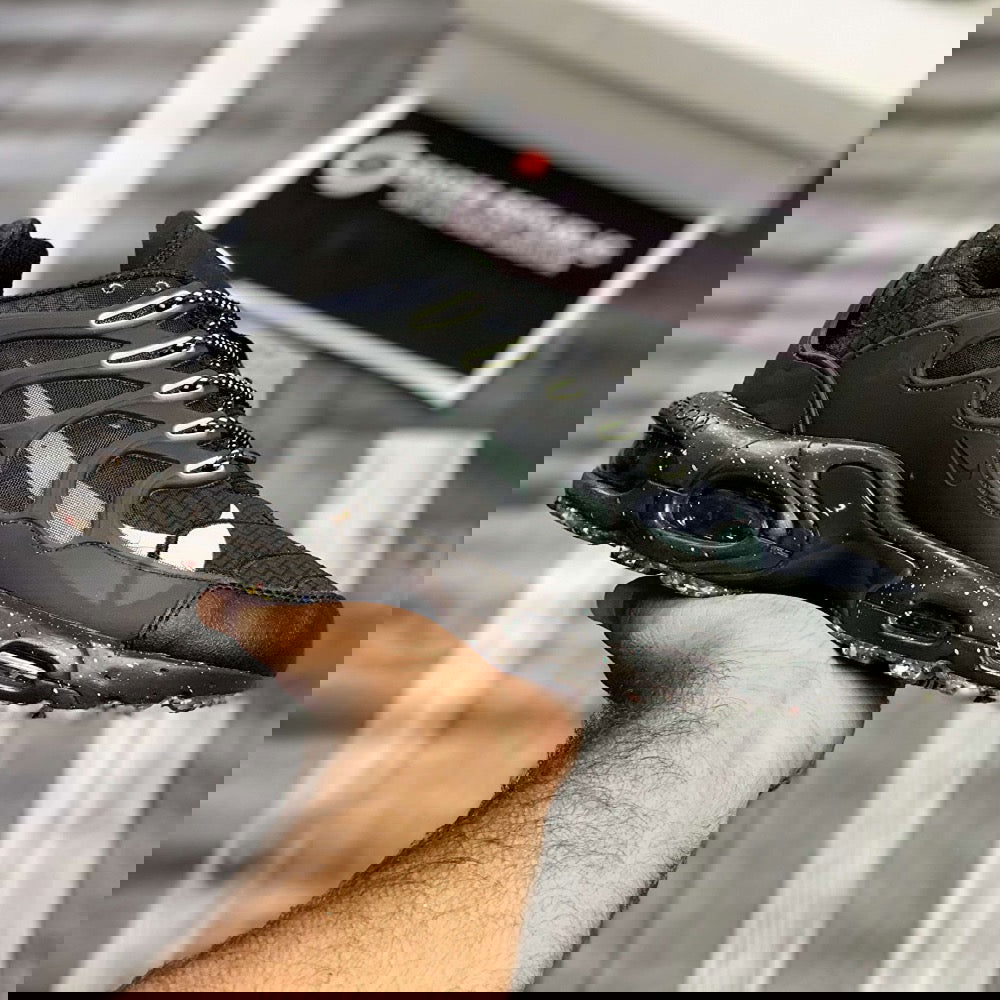 NK Aiirmaxx TerraScappe Plus (Black Noir) - ShoesRepublic