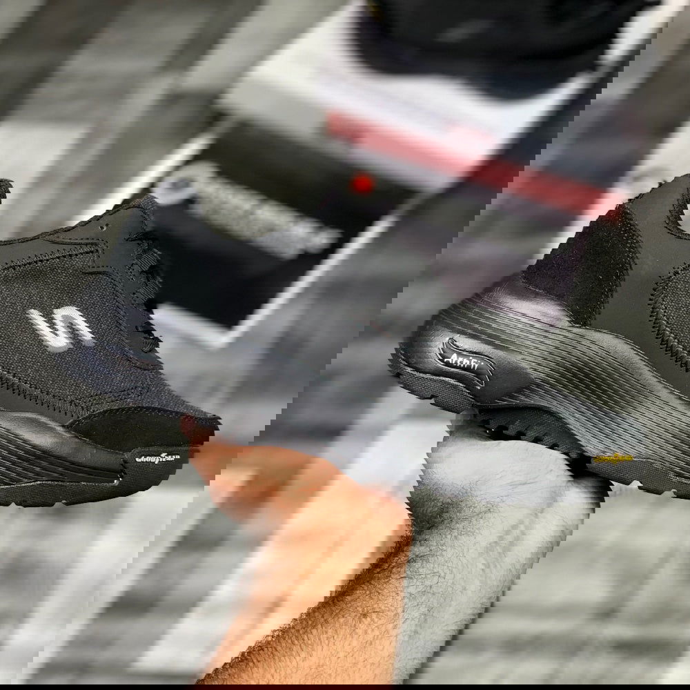 Skecherrs Archfitt Good-Year "Black" - ShoesRepublic