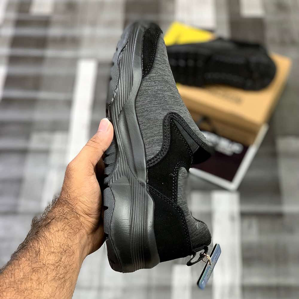 Skecherrs Archfitt Slip-In "Black" - ShoesRepublic