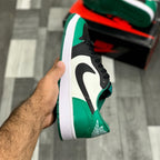 Aj-1 lows Traviis (Green)