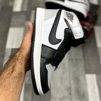 AJ-1 hightops (Metallic Black)