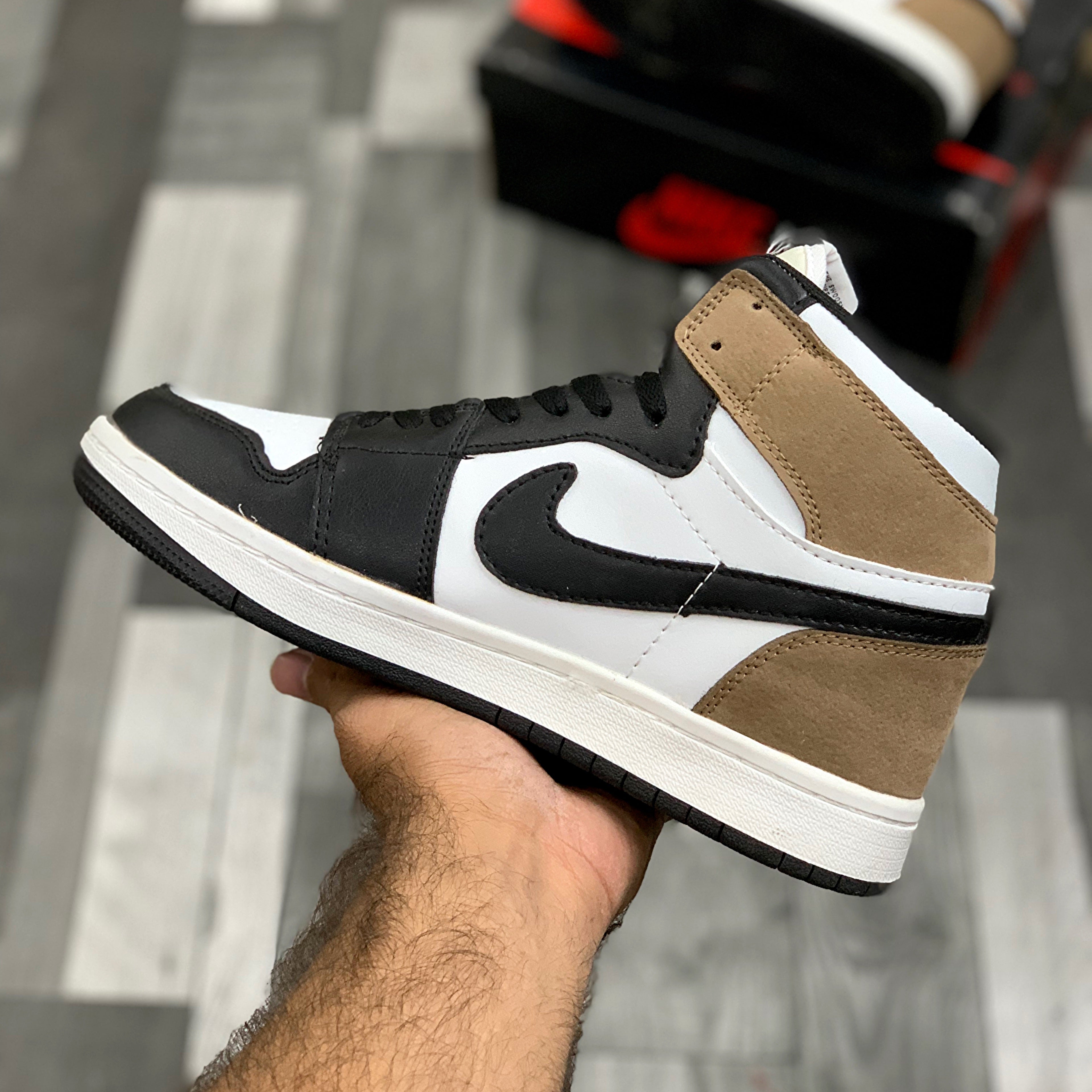 AJ-1 hightops (Dark Mocha)