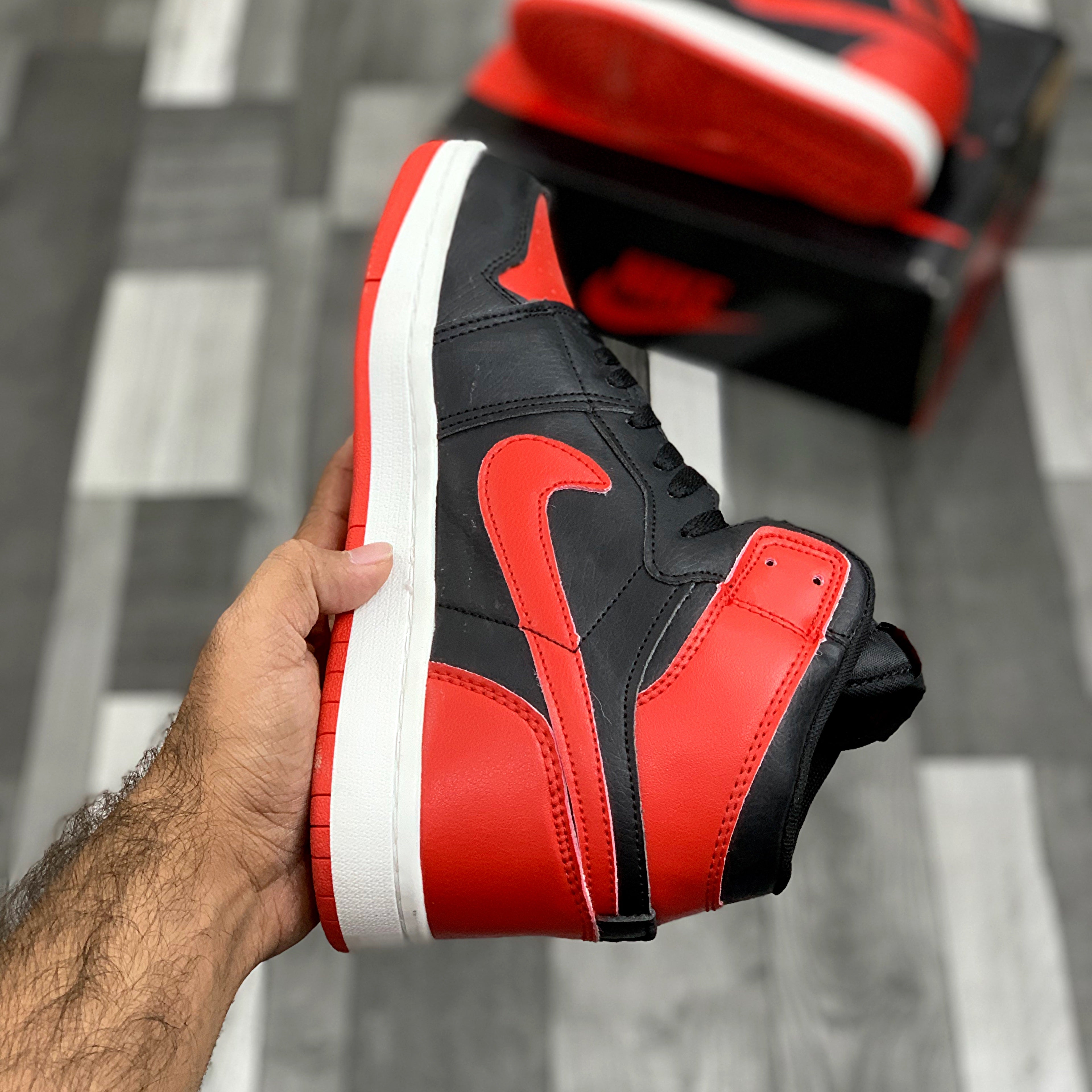 AJ-1 hightops (Bred)