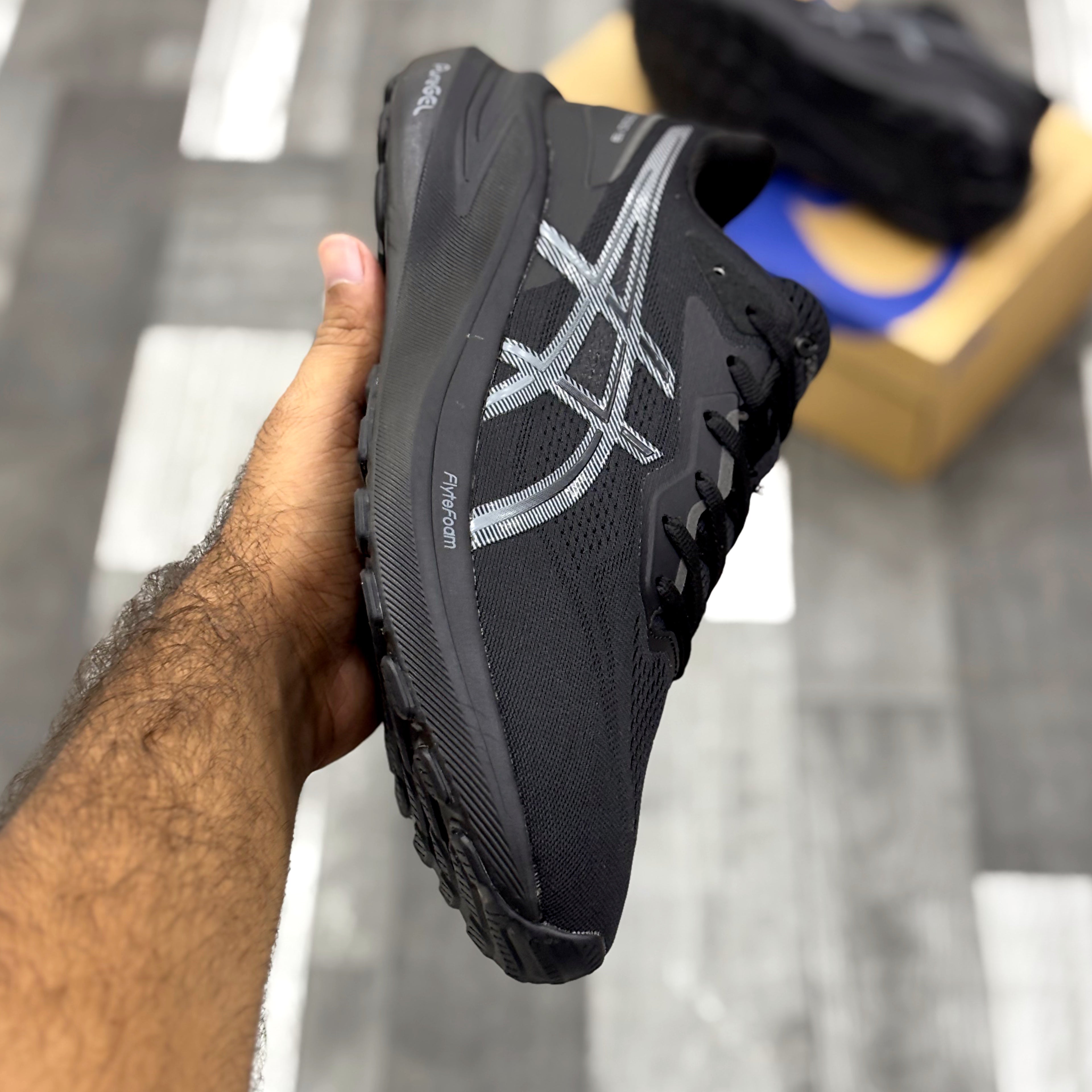 Asics GT-1000 13 (All Black)