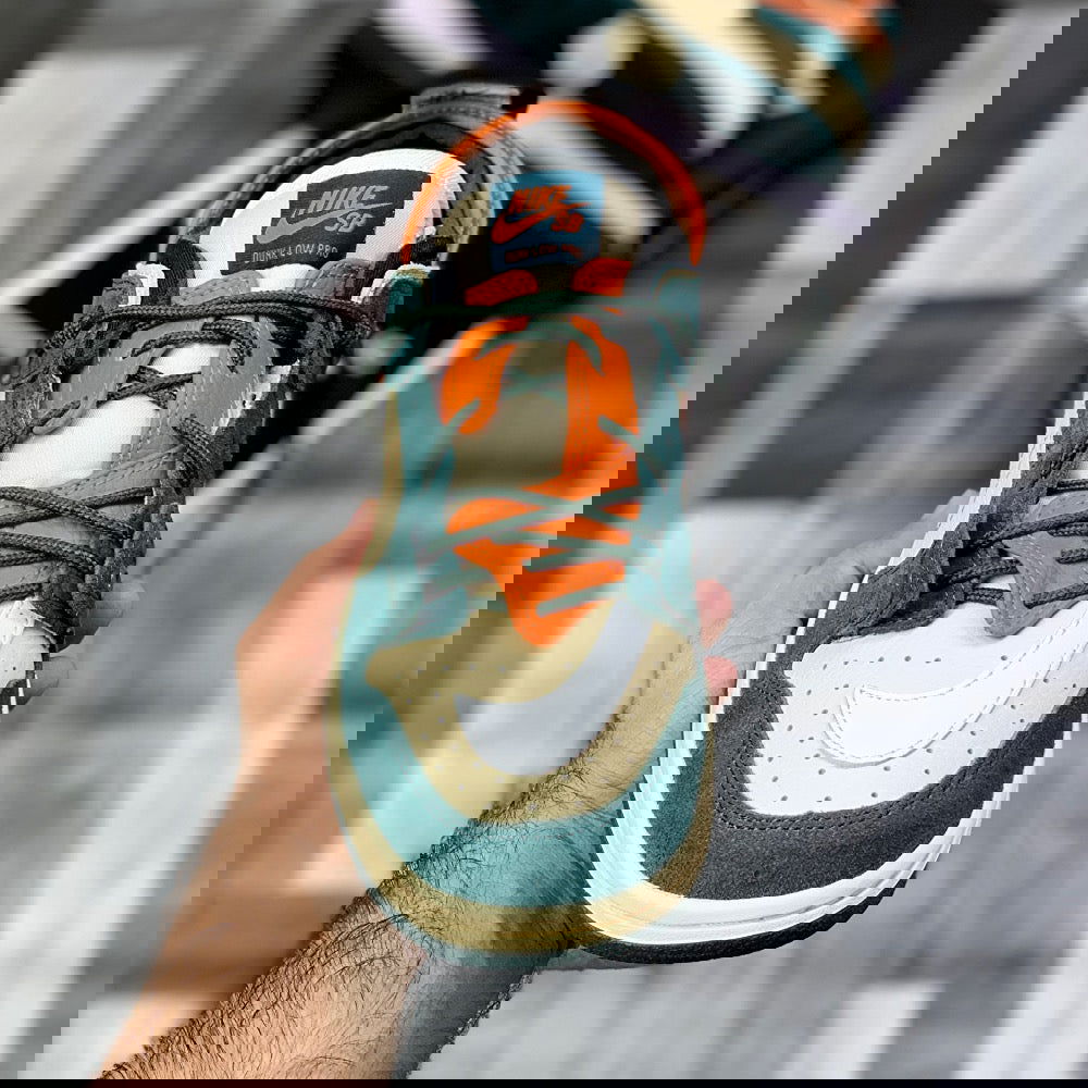 Aj-1 X Sb Dunks Low Pro (Green Orange) - ShoesRepublic 