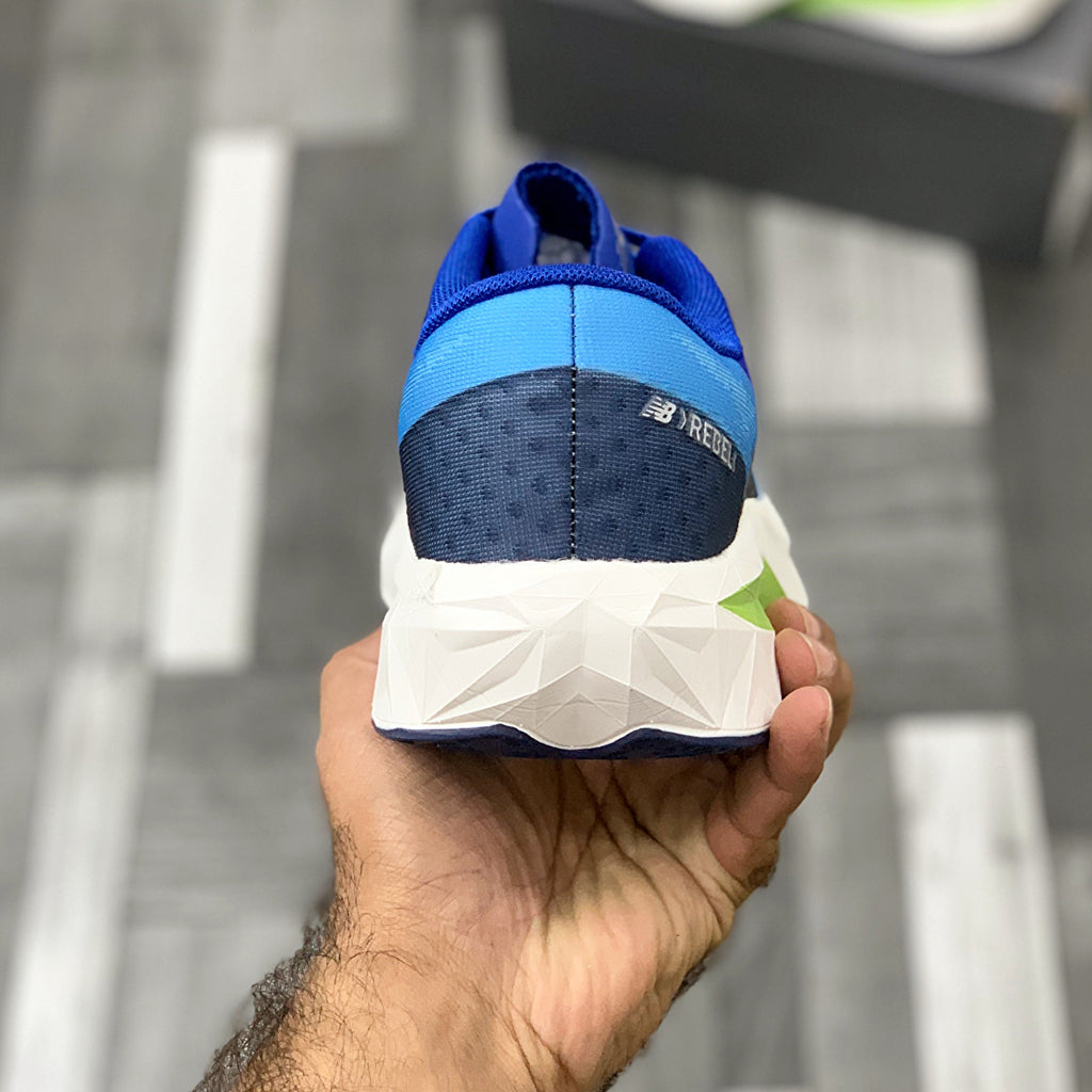 NB Fuelcell Rebel V4 (limelight blue)