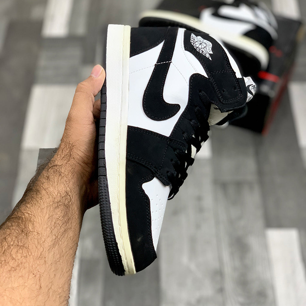 AJ-1 hightops (Matte Panda) Slightly Stained