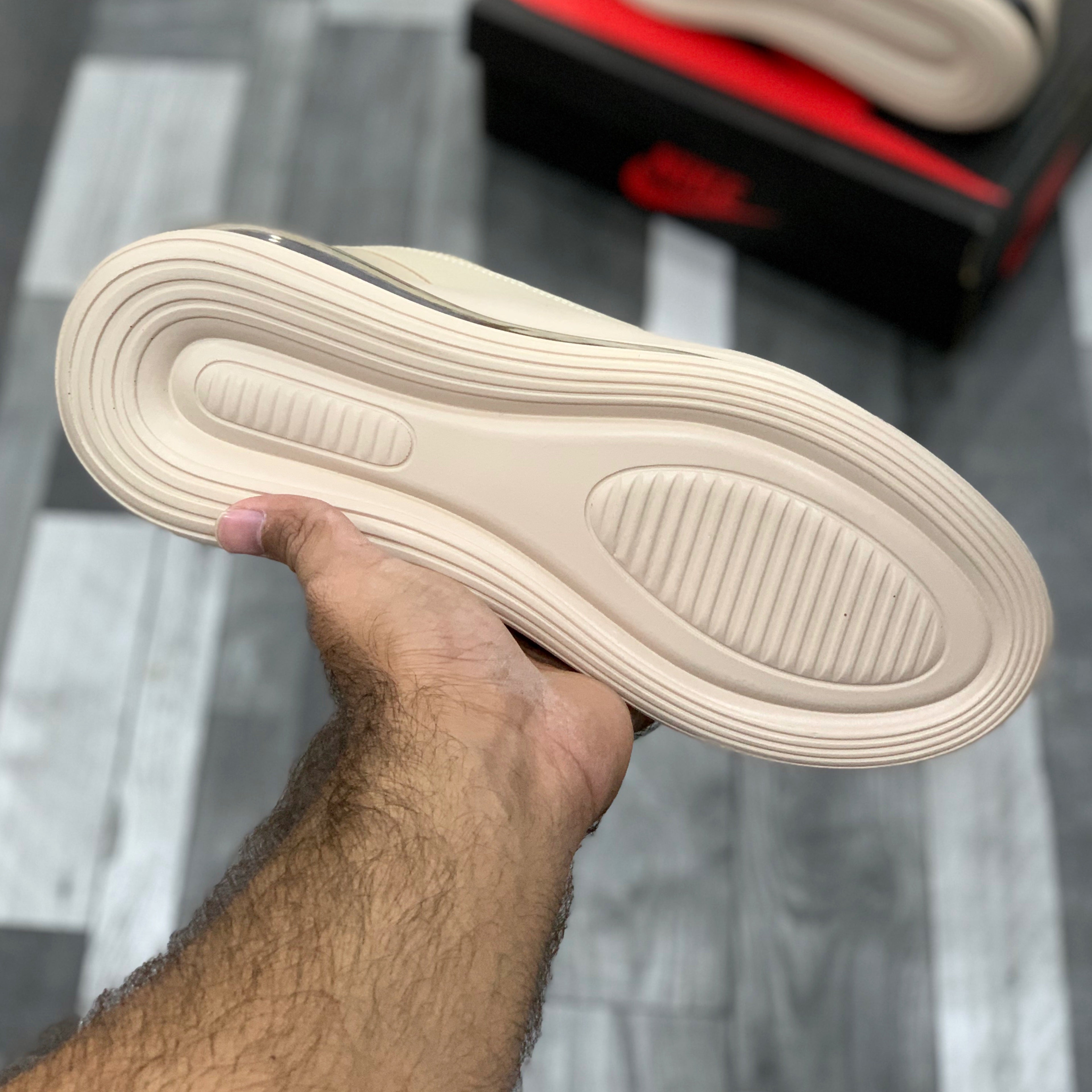 Air Max (Beige)