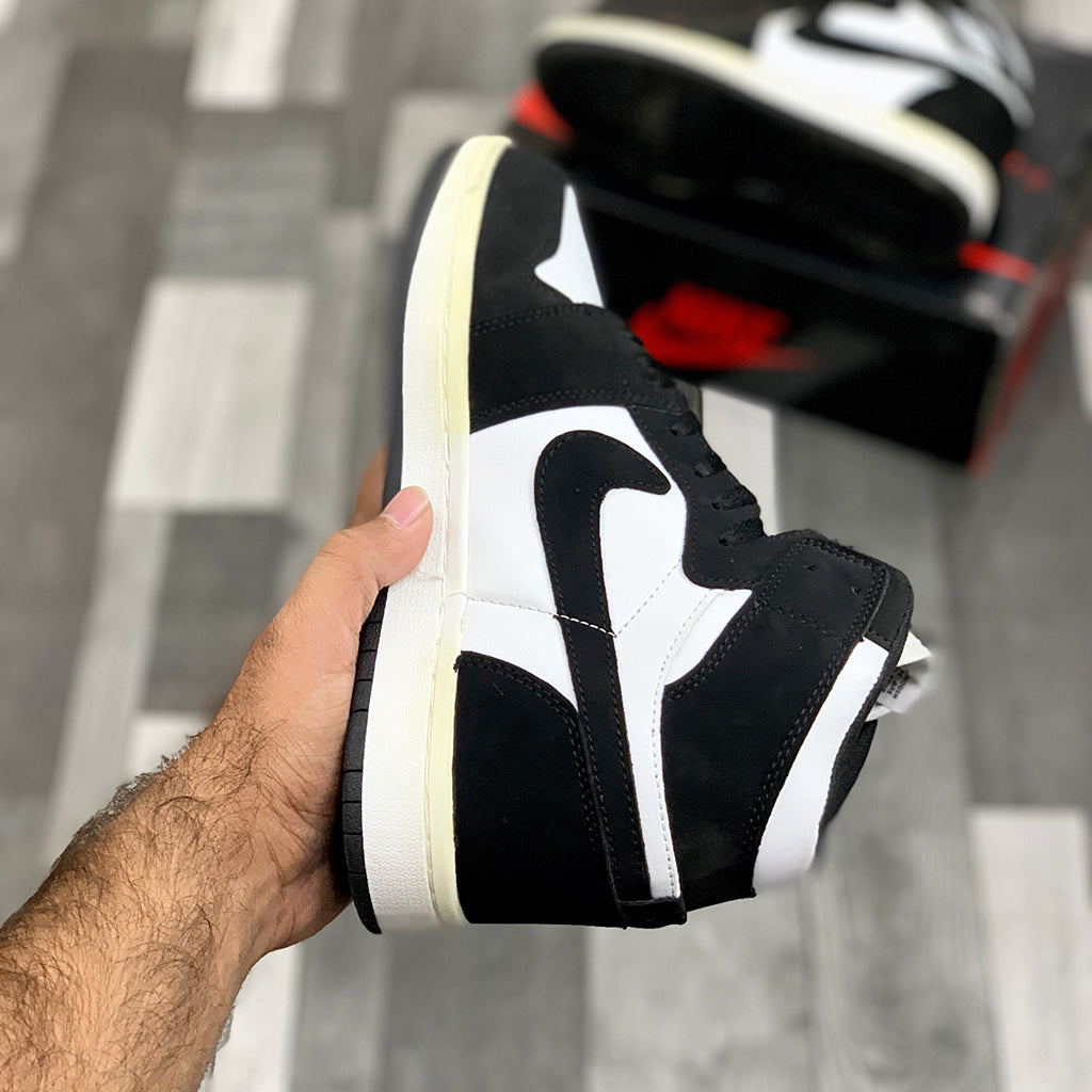 AJ-1 hightops (Matte Panda) Slightly Stained