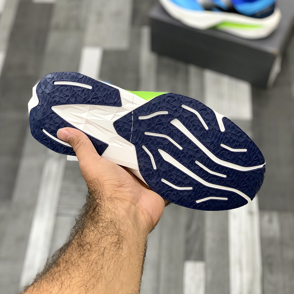 NB Fuelcell Rebel V4 (limelight blue)