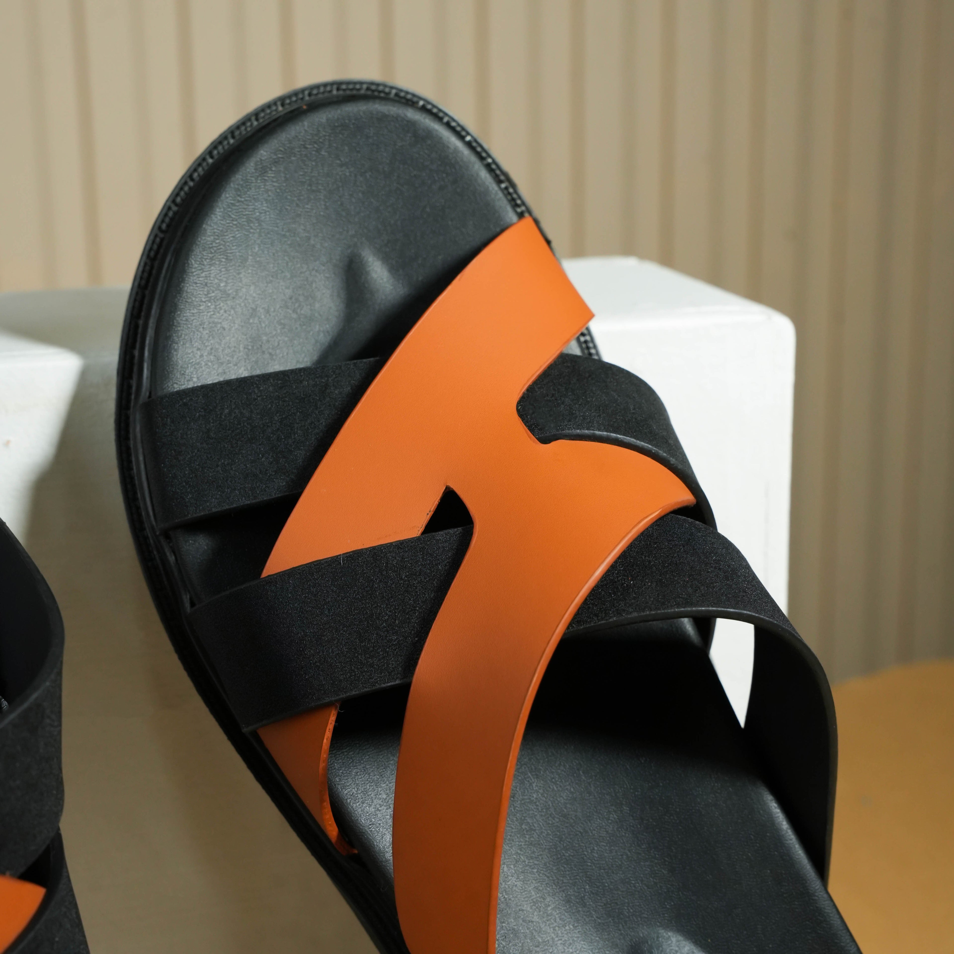 Kazimir (Russet Brown Black)