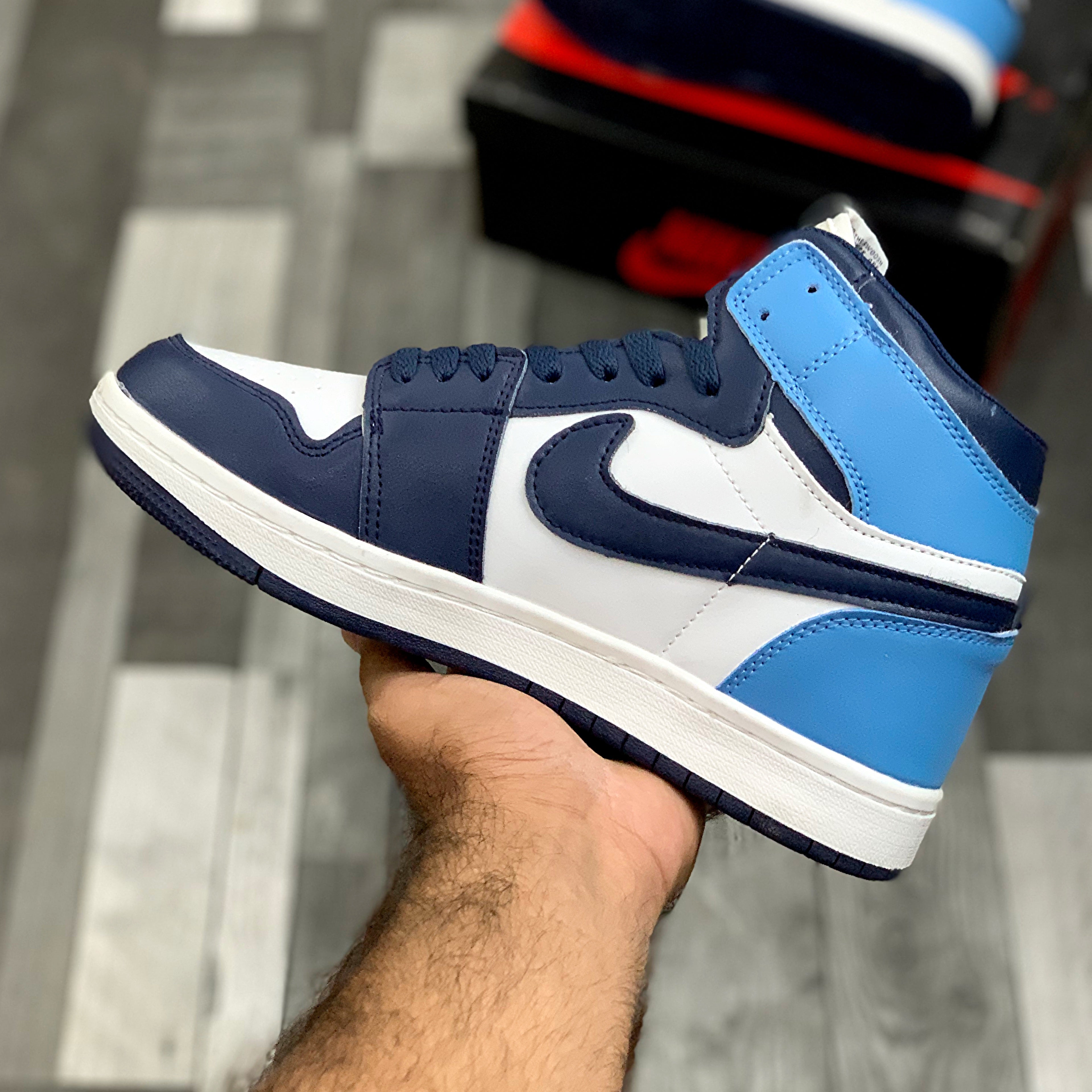 AJ-1 hightops (Obsidian Blue)