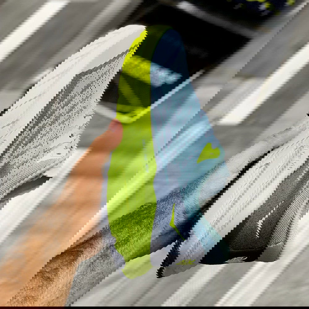 Hoka SpeedGoat 5 (Blue Neon Duo) - ShoesRepublic 