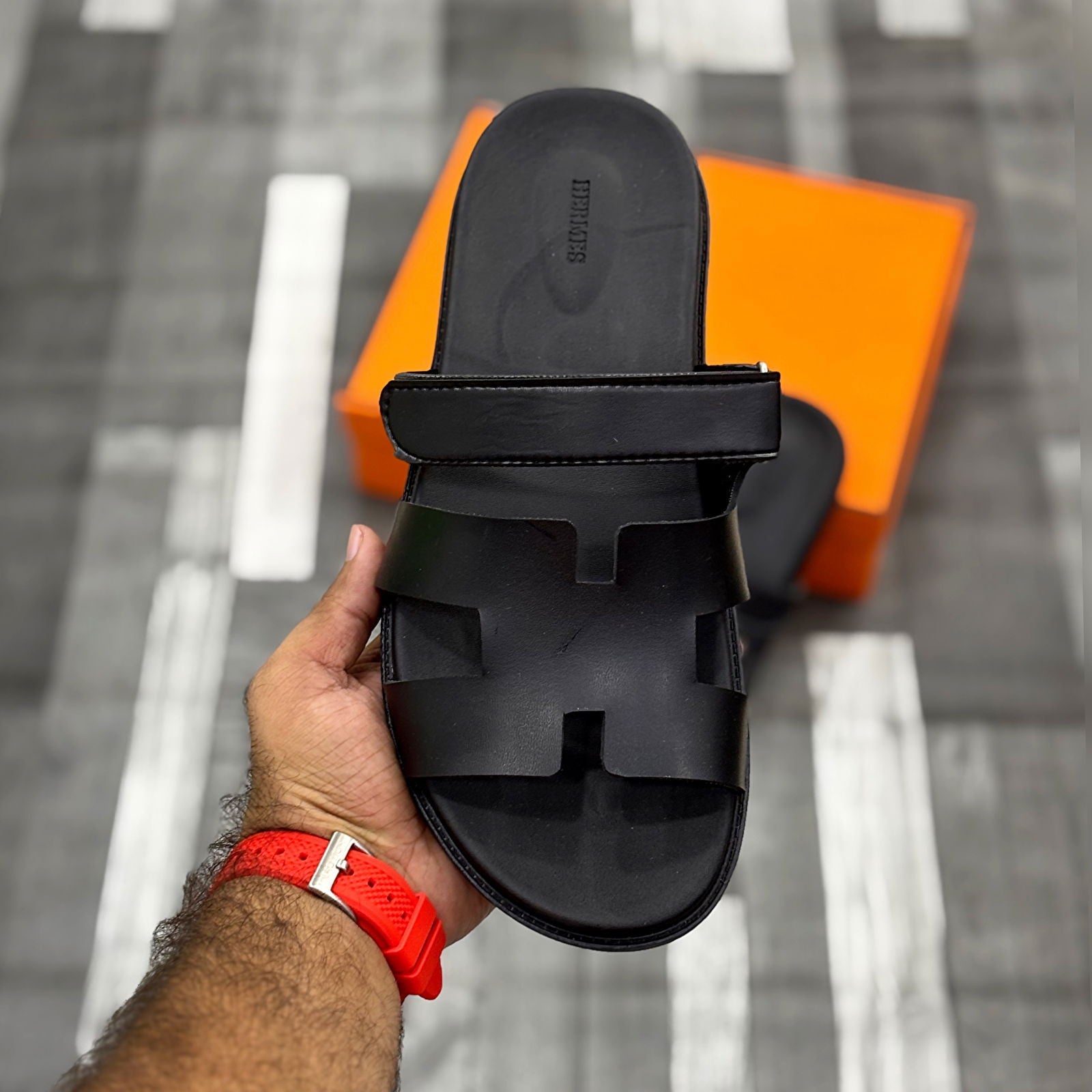 Hrms Chyprre Black - ShoesRepublic 