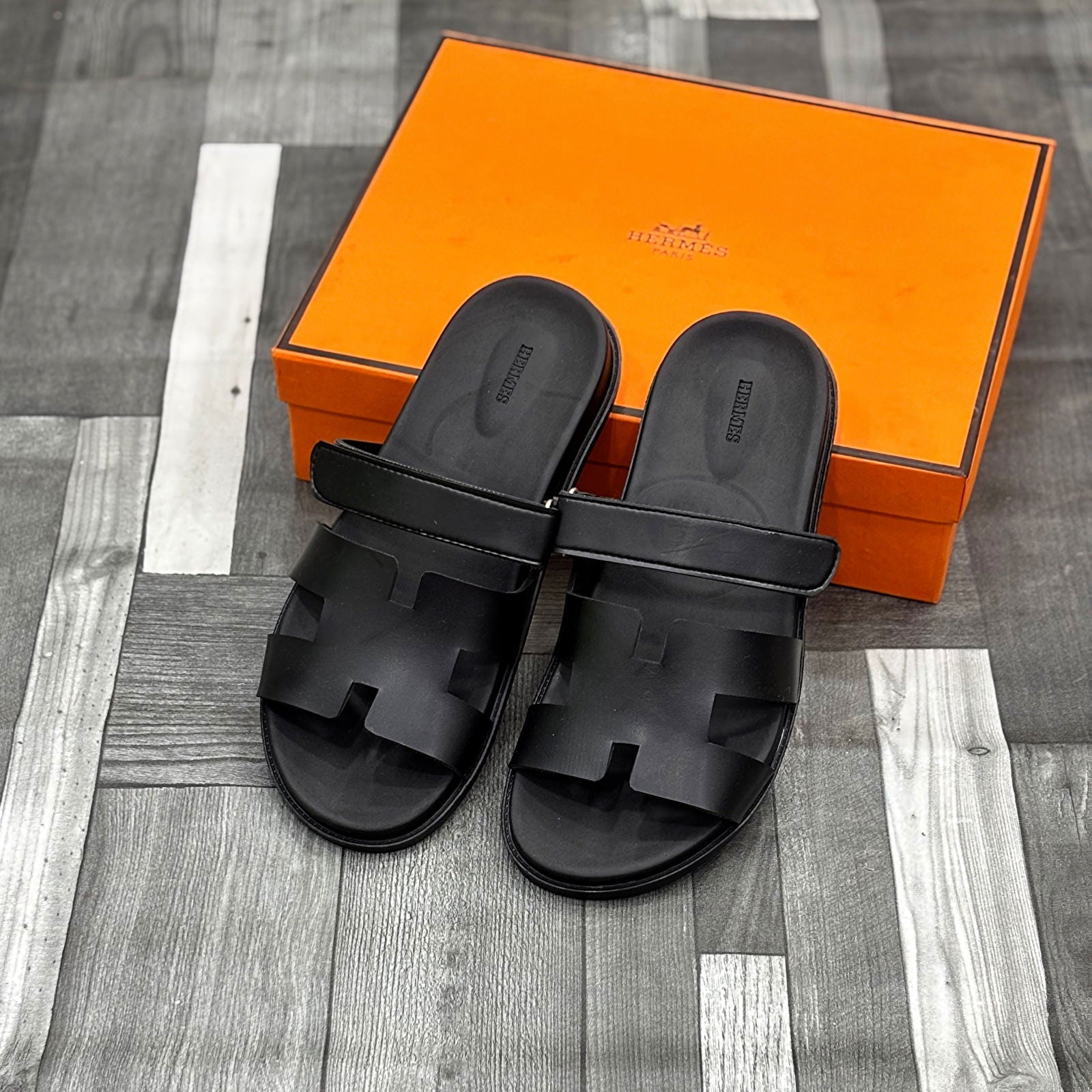 Hrms Chyprre Black - ShoesRepublic 