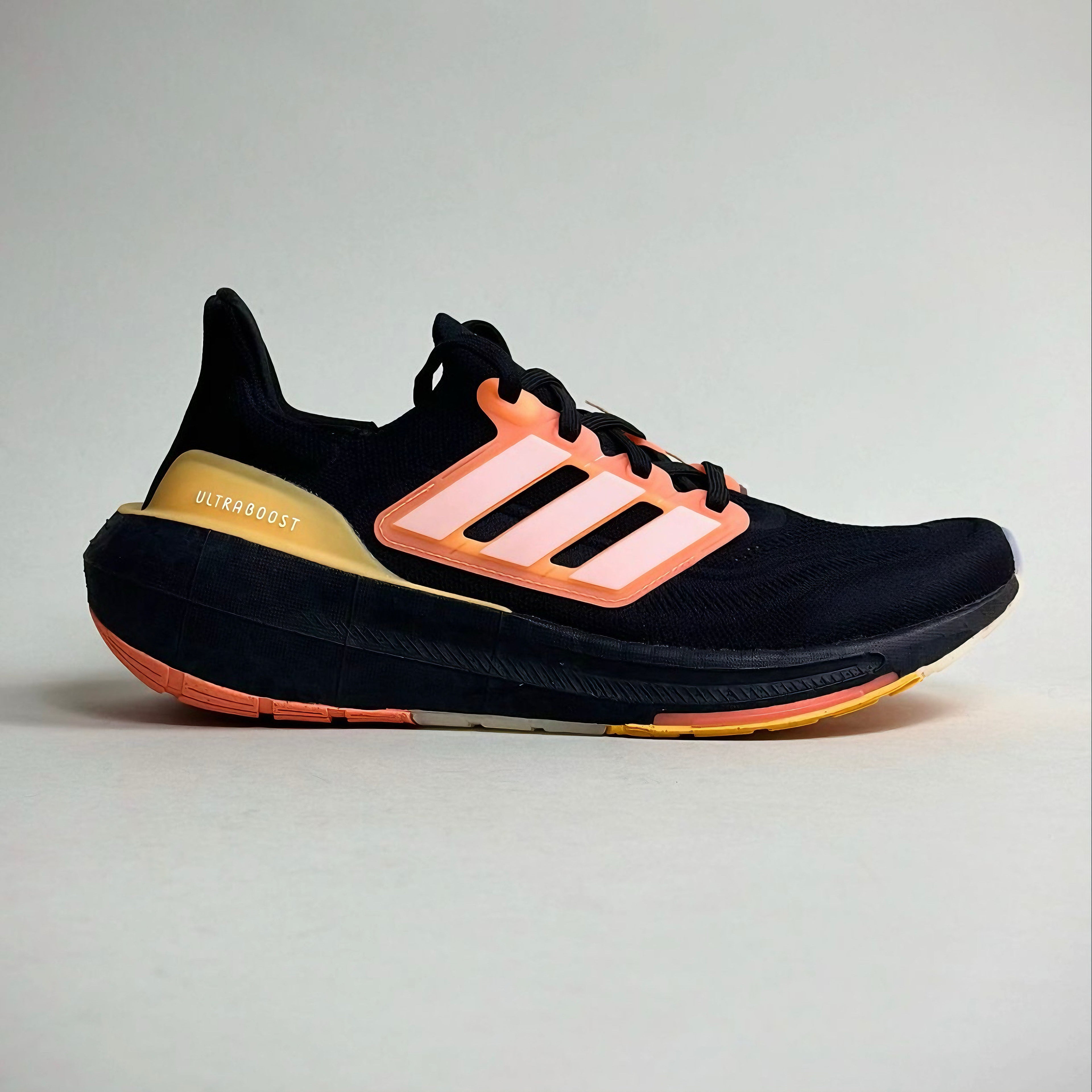 UB LightBoost 23 (Black Fire) PREMIUM BATCH