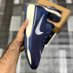Nk Zooom X Invinciible Runn 3 (Navy) - ShoesRepublic 