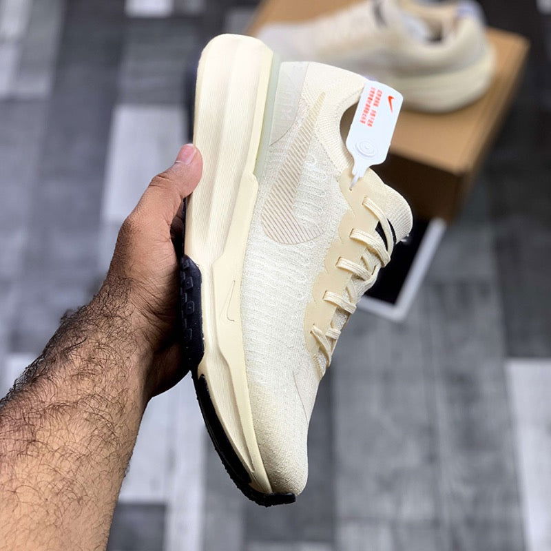 Nk Zooom X Invinciible Runn 3 (Off Wheat White) - ShoesRepublic 