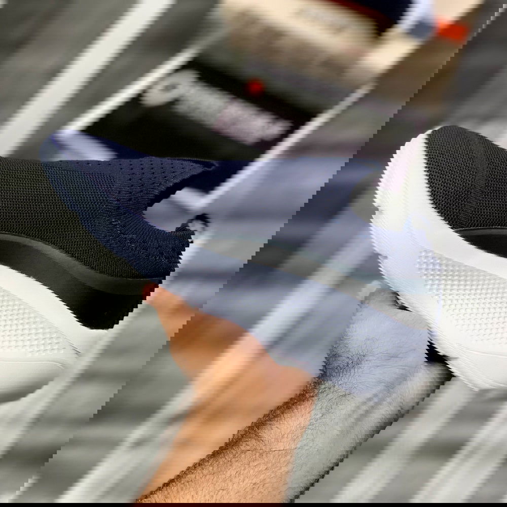 Skecherrs GoRun UltraGo “Navy" - ShoesRepublic 