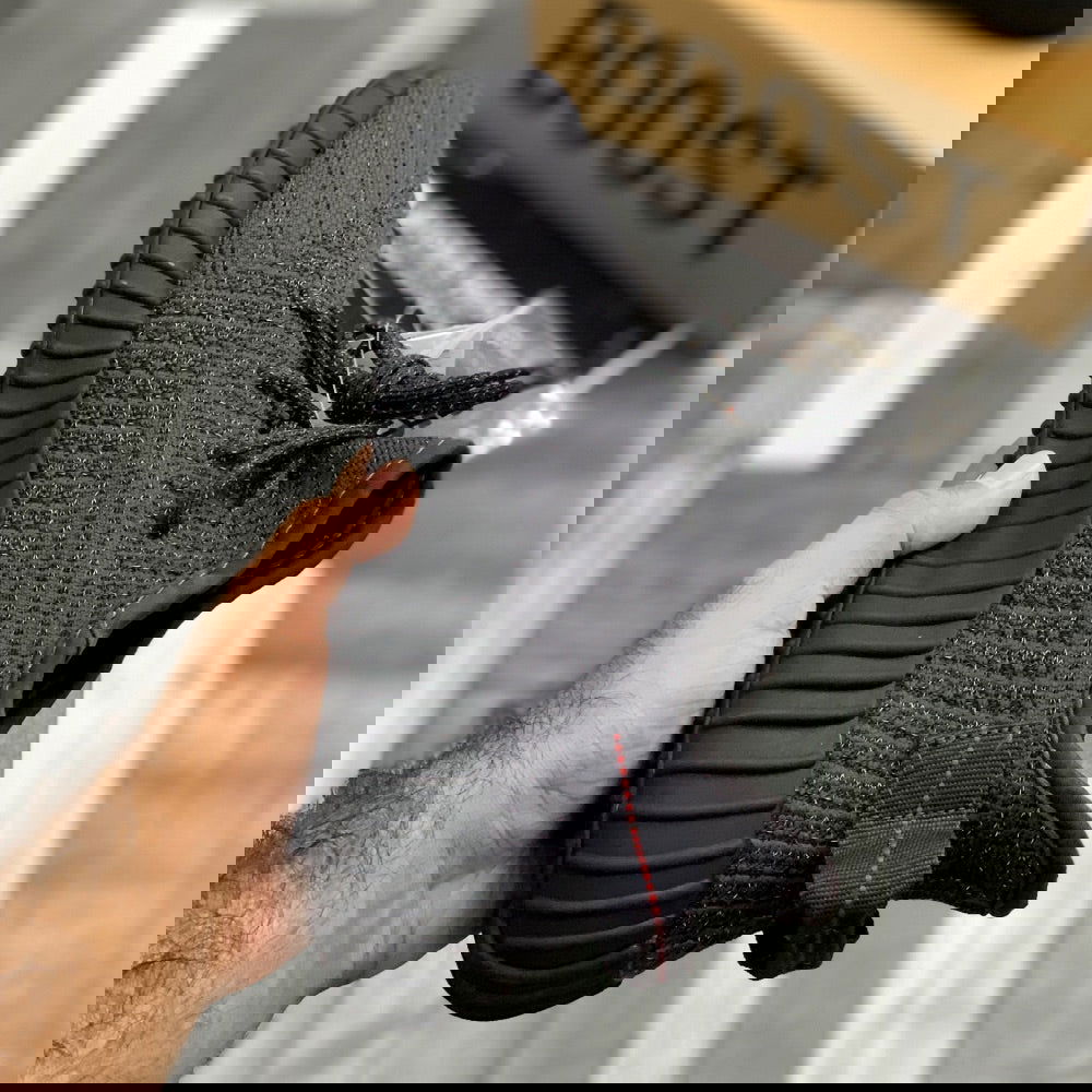Yeeezzyy 350 v2 (Triple Black) 1:1 UA batch - ShoesRepublic 