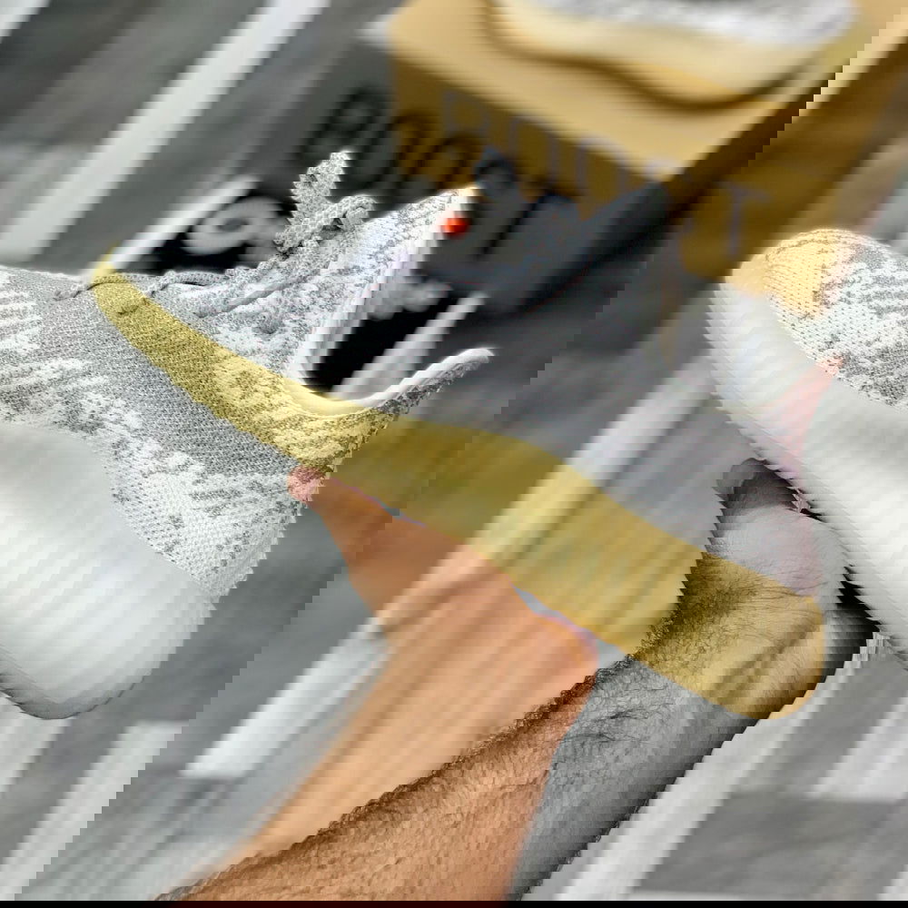 Yeeezzyy 350 v2 x Diiorr Reflectiive (Cream) Real Boost Premuiim Batch - ShoesRepublic 