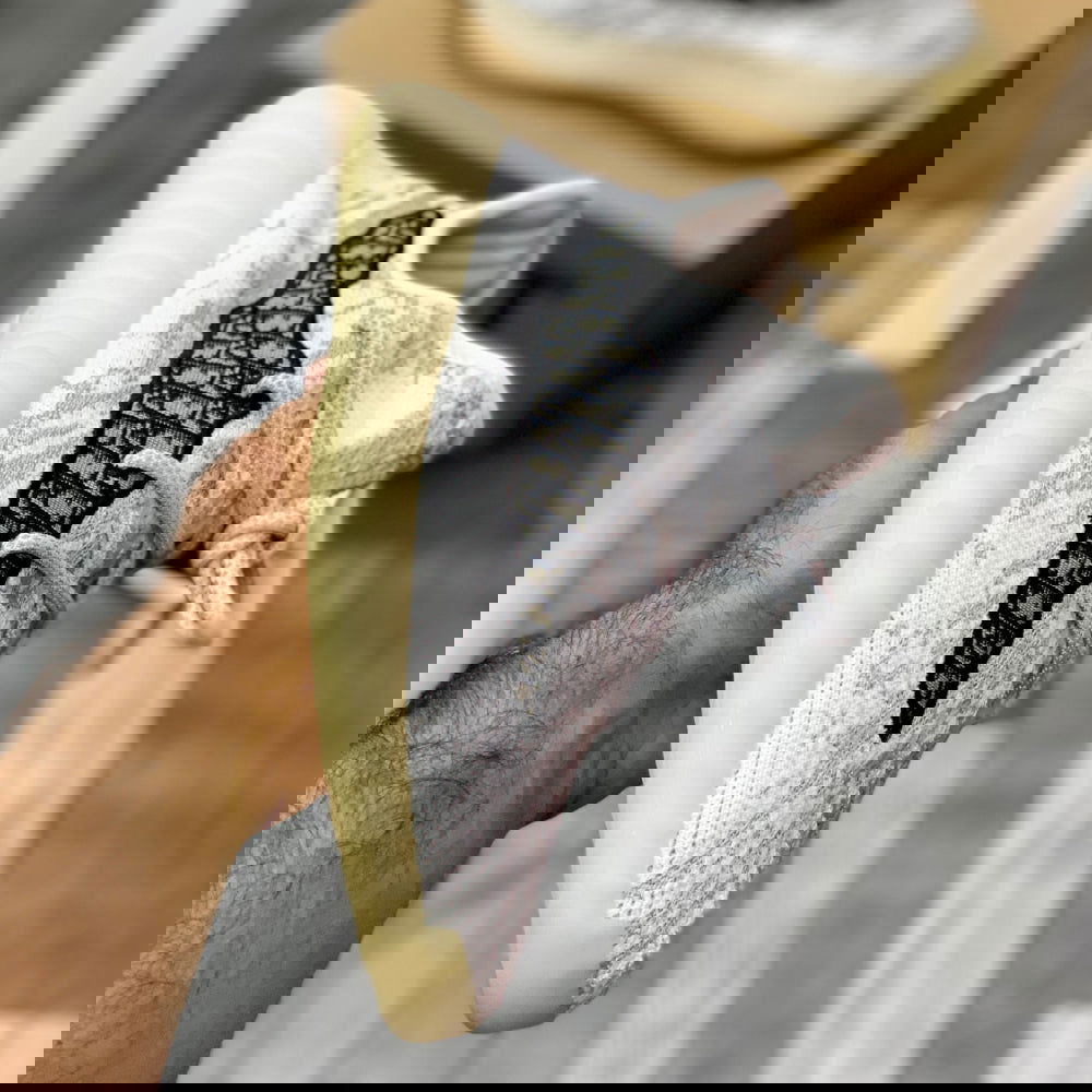 Yeeezzyy 350 v2 x Diiorr Reflectiive (Cream) Real Boost Premuiim Batch - ShoesRepublic 