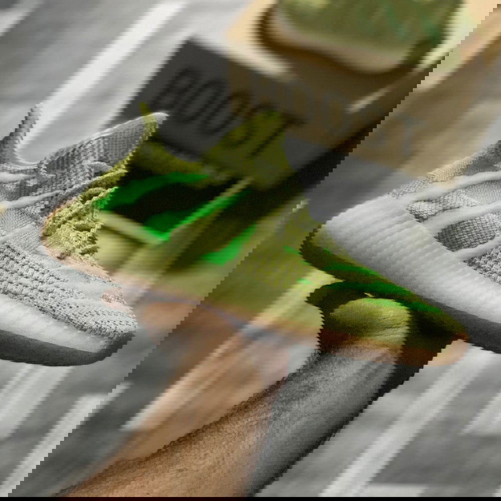 Yeeezzyy 350 v3 Glow (Antilia) Real Boost Premuiim Batch - ShoesRepublic 