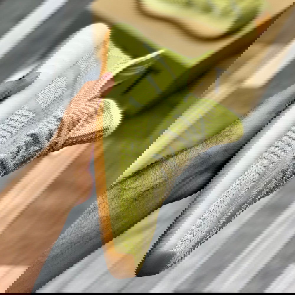 Yeeezzyy 350 v3 Glow (Antilia) Real Boost Premuiim Batch - ShoesRepublic 